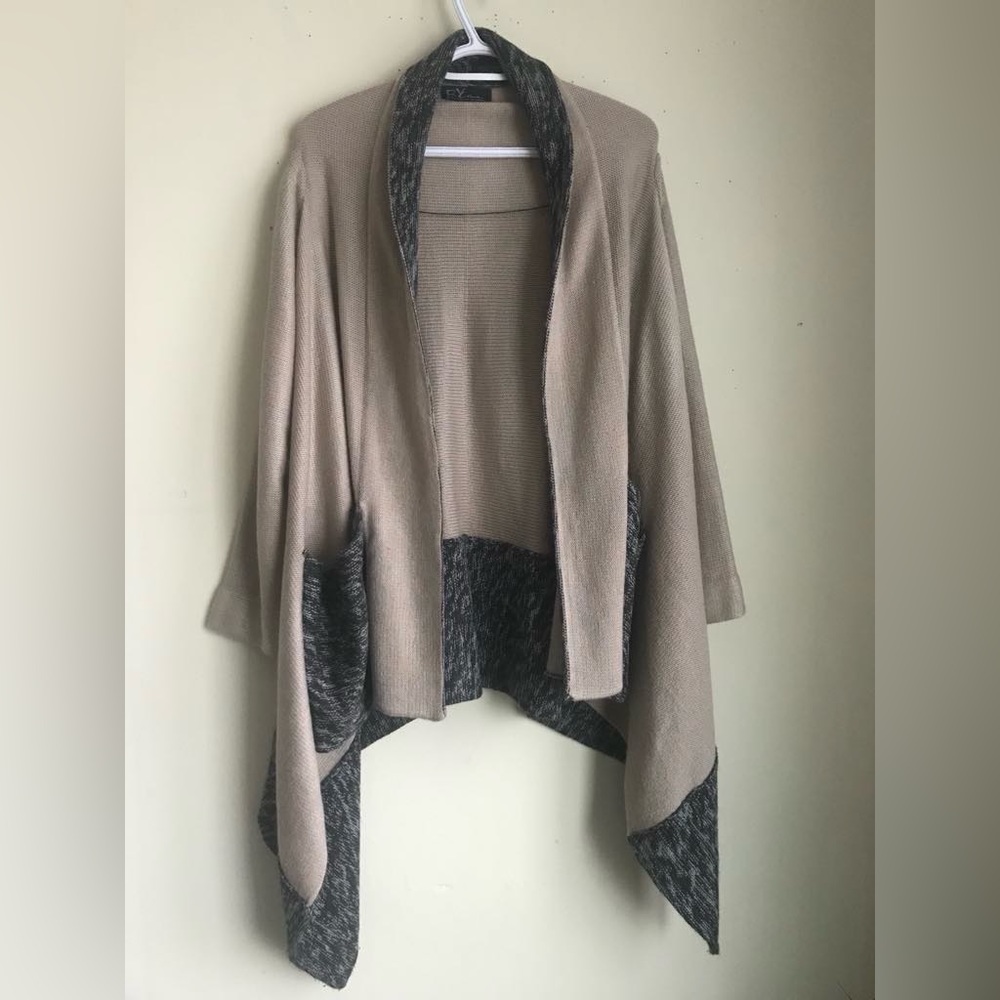 Byline Cardigan